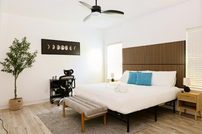 Photo - 516 Highpark Ct