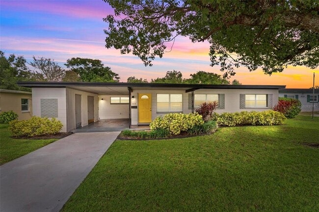 Building Photo - 3015 Tampico Dr Rental
