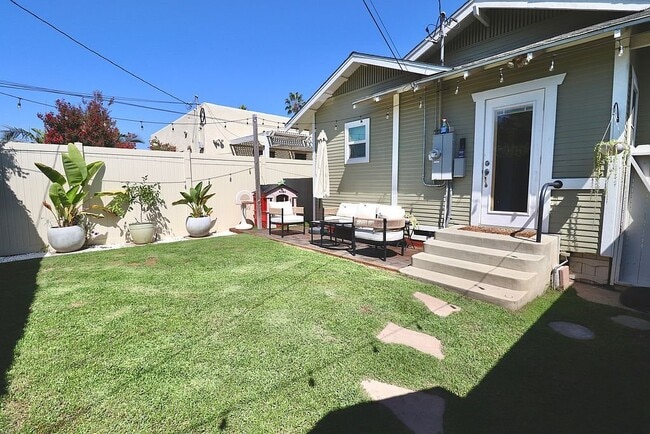 1109 Bennett Ave