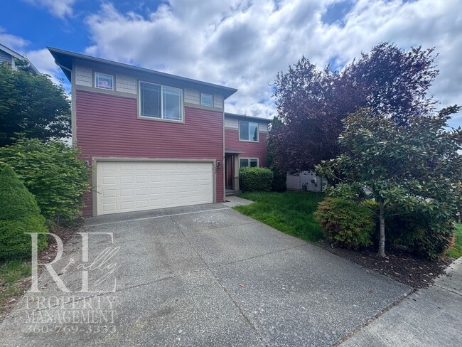 Building Photo - Spacious 4-Bedroom Home with Brand-New Carpet, Two Living Areas & Loft