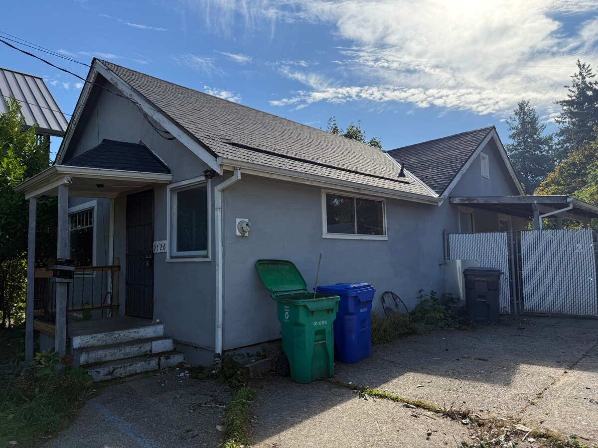 Photo - 5726 NE Wygant St