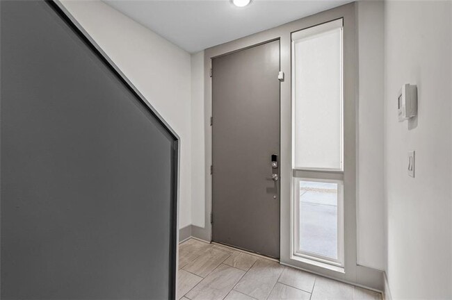 Photo - 63 Reynolds Square Ln