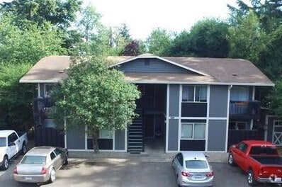 Building Photo - Very nice 2 bedroom 1 bath 4-plex unit in ... Rental