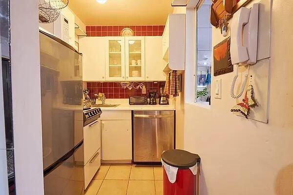 Photo - 85 Eighth Avenue Unidad 2S