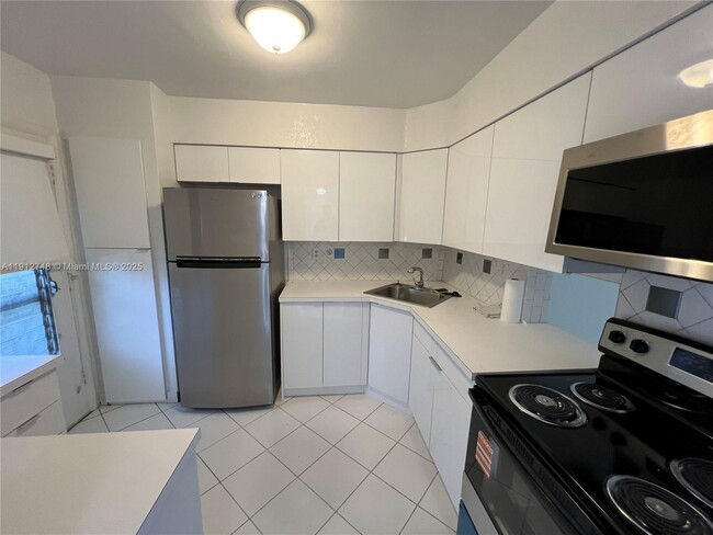 Photo - 1550 NE 191st St Unit 108-B