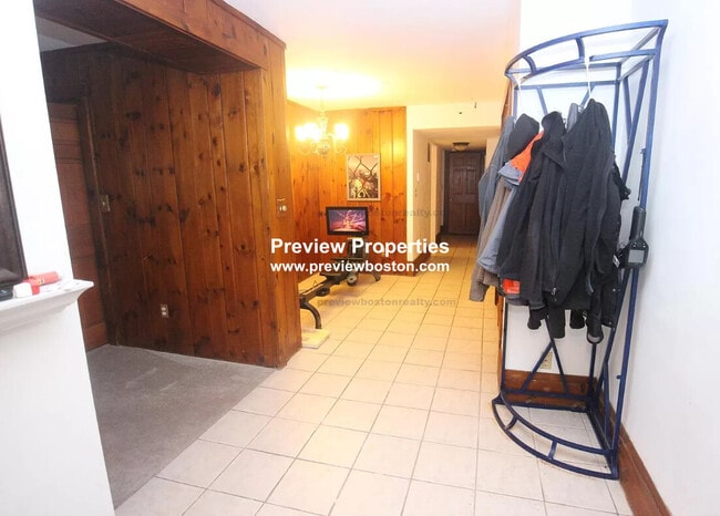 Photo - 9 Braemore Rd Unit 1A