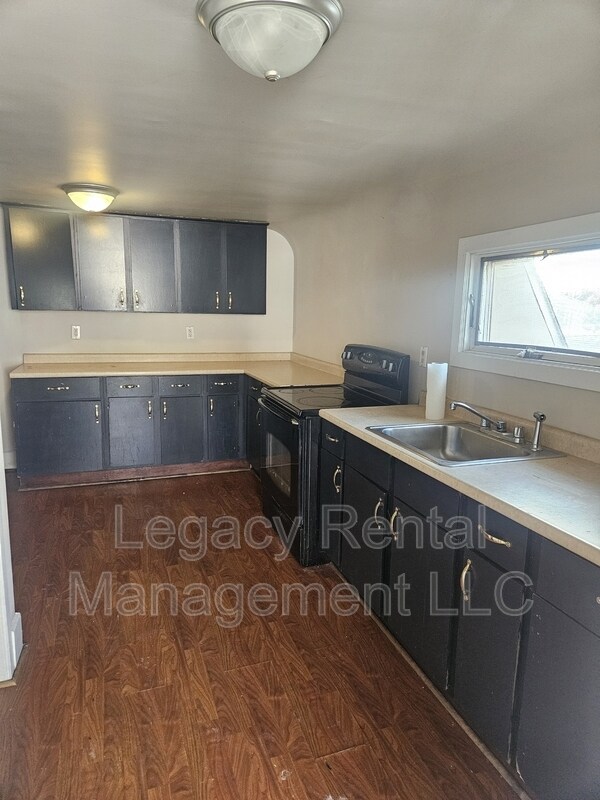 Photo - 535 W Shawnee Ave