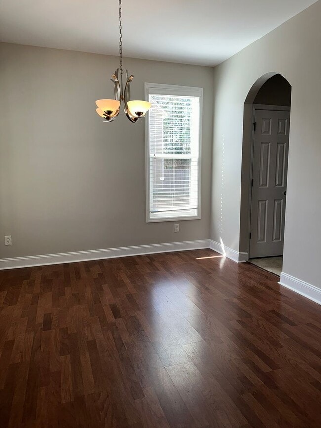 Photo - Large family home with fenced back yard in Satterfield Close to Cherry Point & New Bern