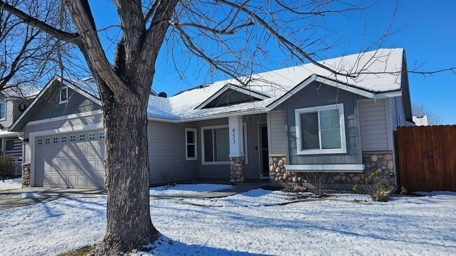 Photo - 953 N Wolfsburg Ave