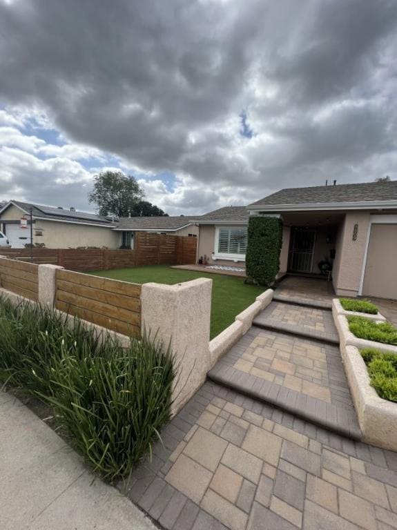 Photo - 8909 Calliandra Rd