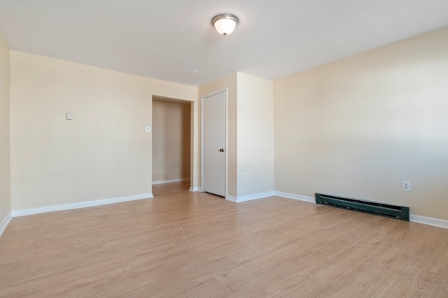 Photo - 426 Jonathan St Unit 1