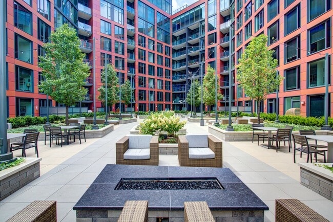 Photo - Elevate Lincoln Park