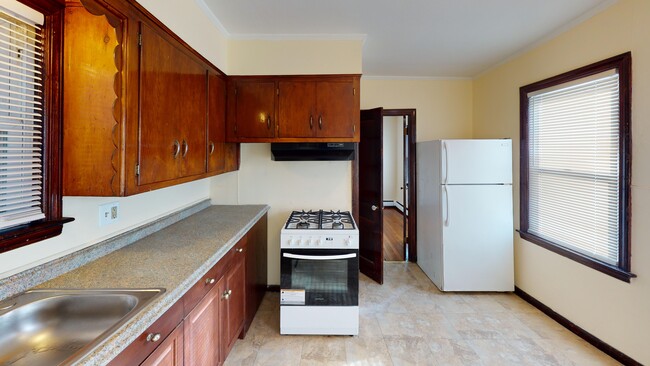 Photo - 1180 Main St Unit 1