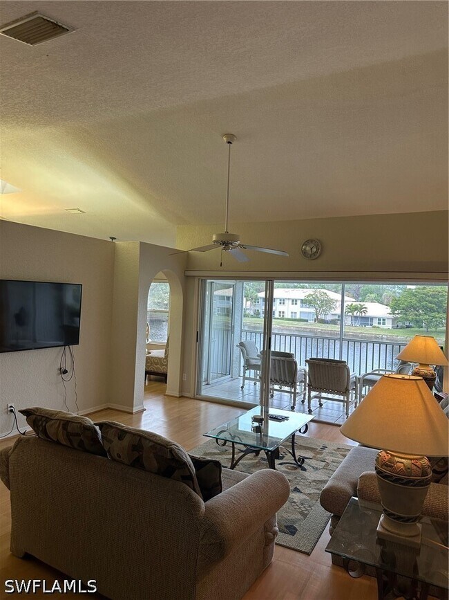 Photo - 306 Emerald Bay Cir Unit J5