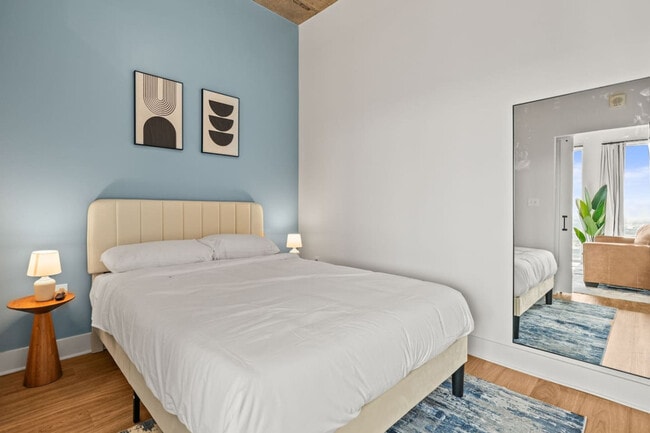 Photo - 605 N 12th St Unidad ID1312581P
