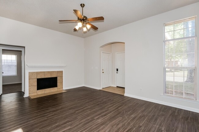 Photo - 7040 Millers Glen Way