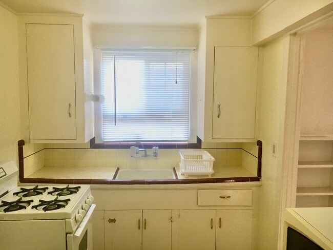 Photo - 1327 40th Ave Unit 1327 40th ave