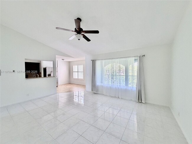 Photo - 815 Boynton Beach Blvd Unit 11-202