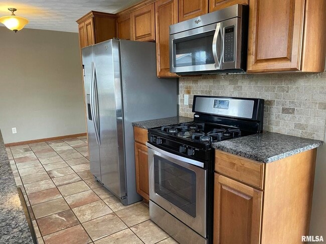 Photo - 2806 W 47th St