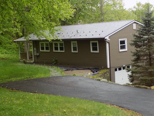 Photo - 12 Fogarty Ln House