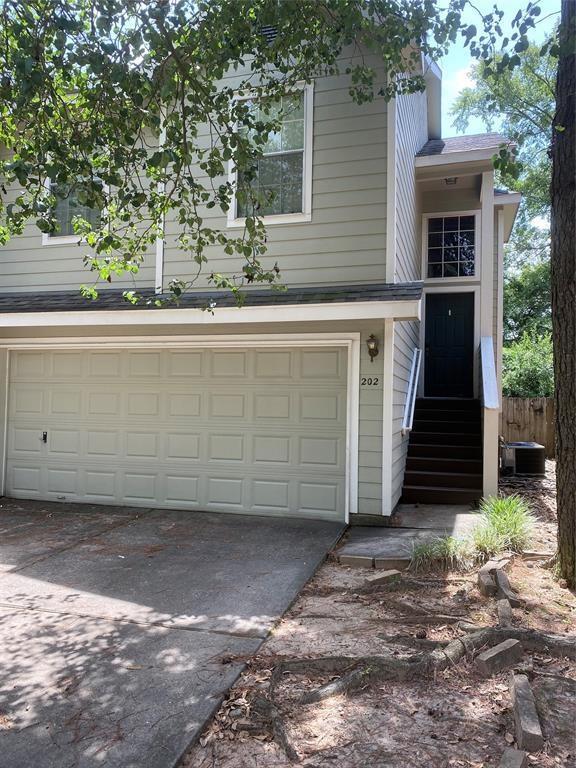 Photo - 202 S Walden Elms Cir Rental