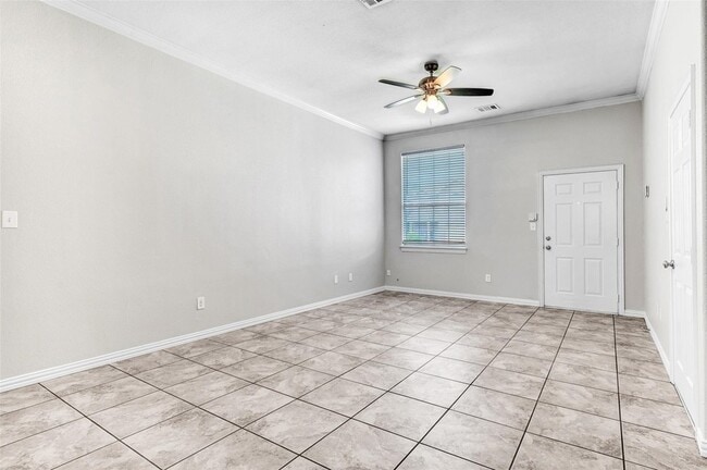 Photo - 213 Wyndham Meadows Way