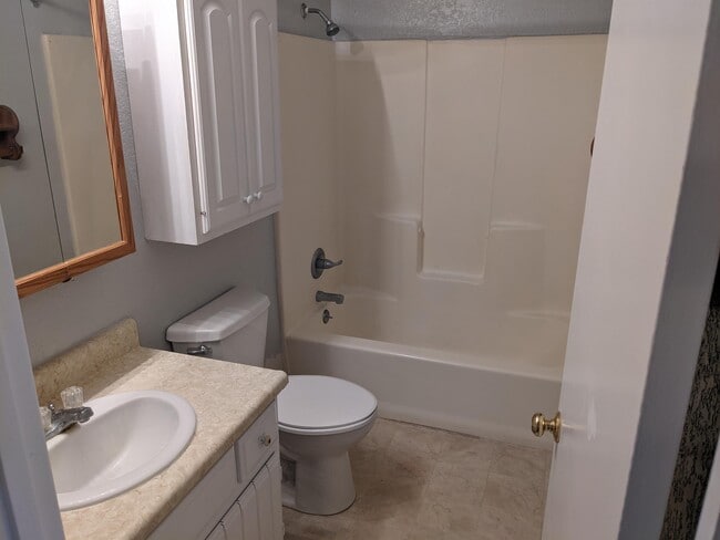 Photo - 2107 10th St Pl