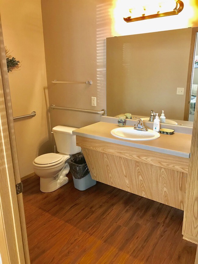 PELICAN RIVER ESTATES Apartments Rhinelander, WI