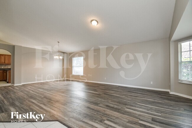 Photo - 707 Vía Milano