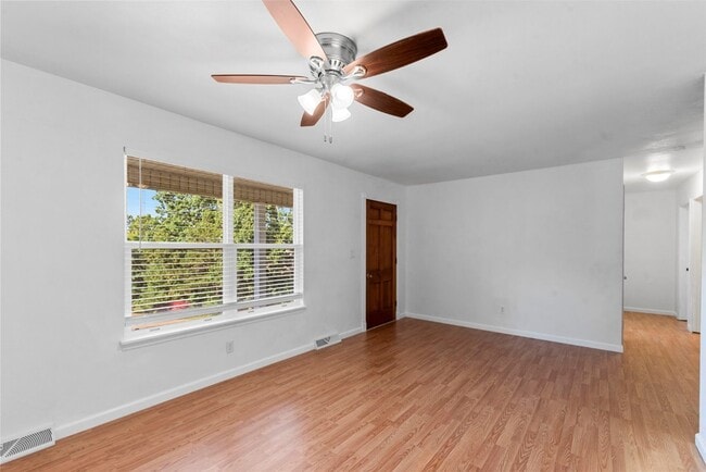 Photo - 2171 Richardson Rd