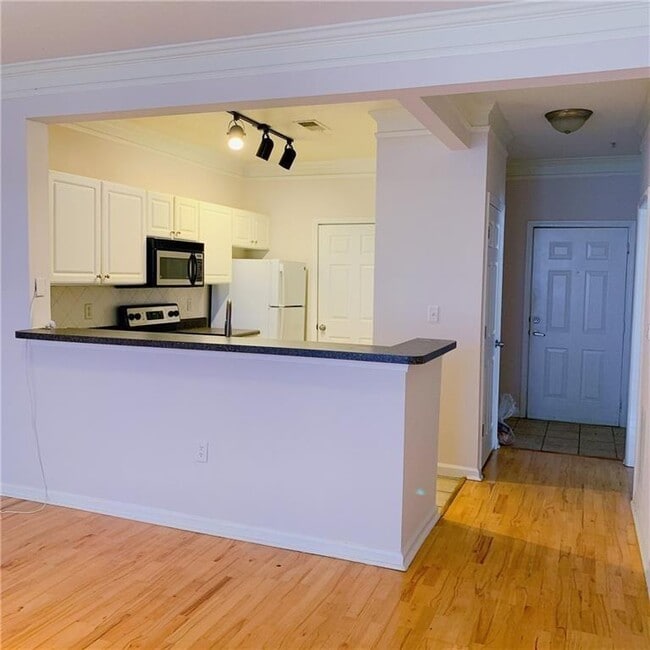 Photo - 5201 Westchester Ridge NE