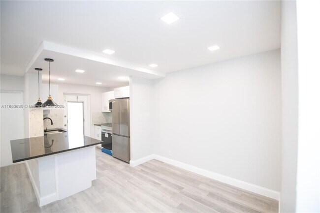 Photo - 8704 NW 35th St Unit 104