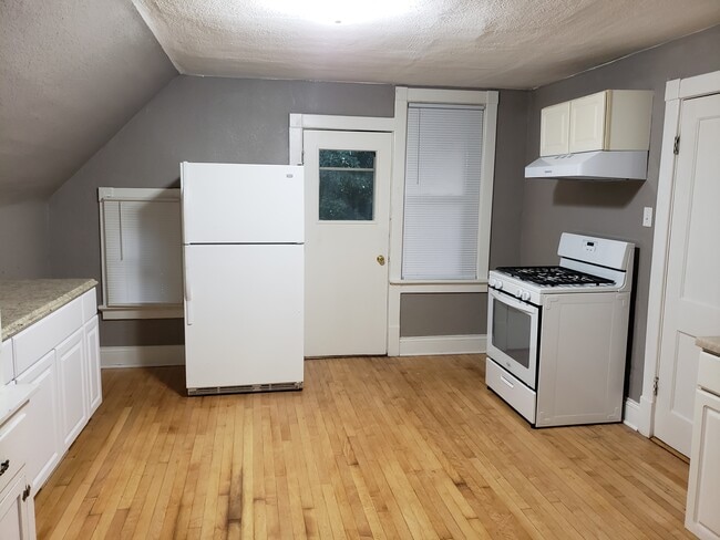 Photo - 1751 S 60th St