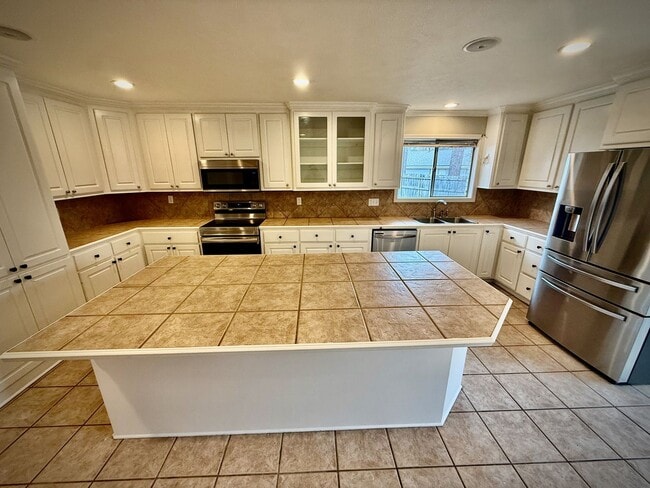 Photo - Great 3 BR home by the Reservoir