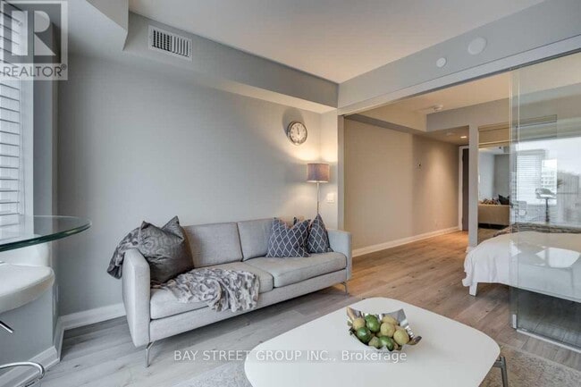 Photo - 155 Yorkville Ave Unit 1905