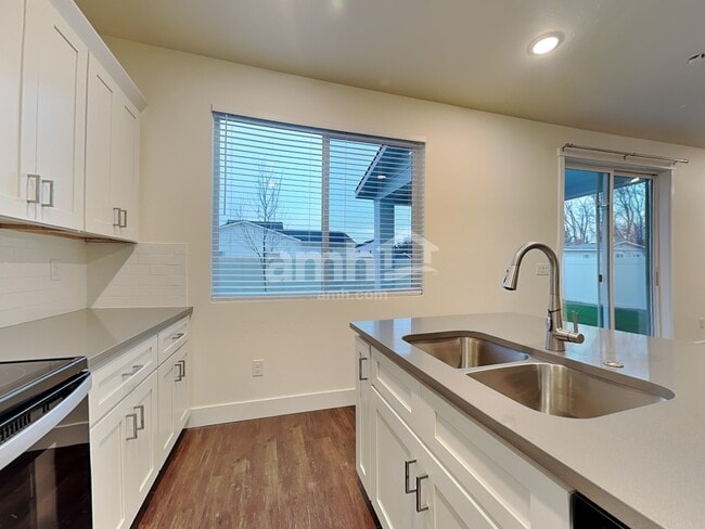 Photo - 11422 W Mesquite St