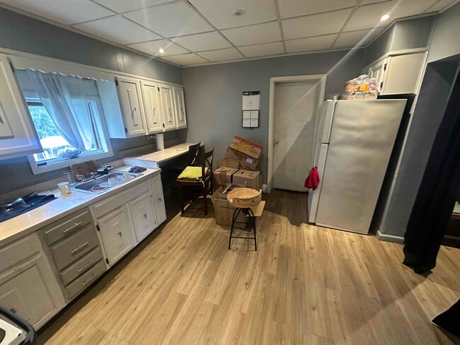 Photo - 1206 Farber Ct Unidad 1