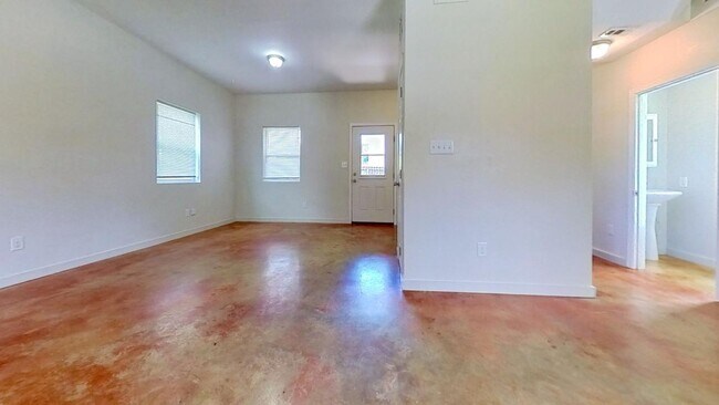 Photo - 209 Jackman St