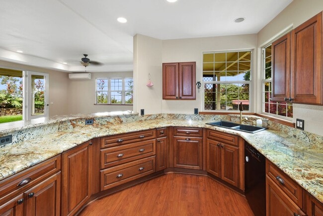 Photo - Private 3 Bed/3 Bath Koloko Home: 1 Acre, ...