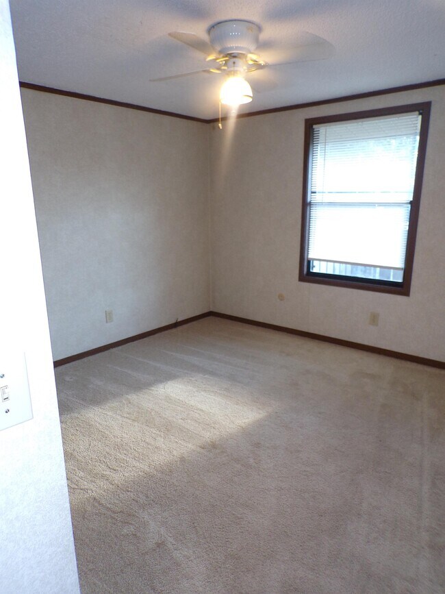 Photo - 63 Apple Run Ln