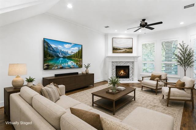 18323 Frankford Lakes Cir