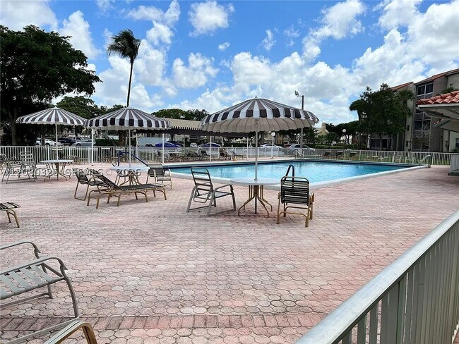 Photo - 1830 SW 81st Ave Unit 4200