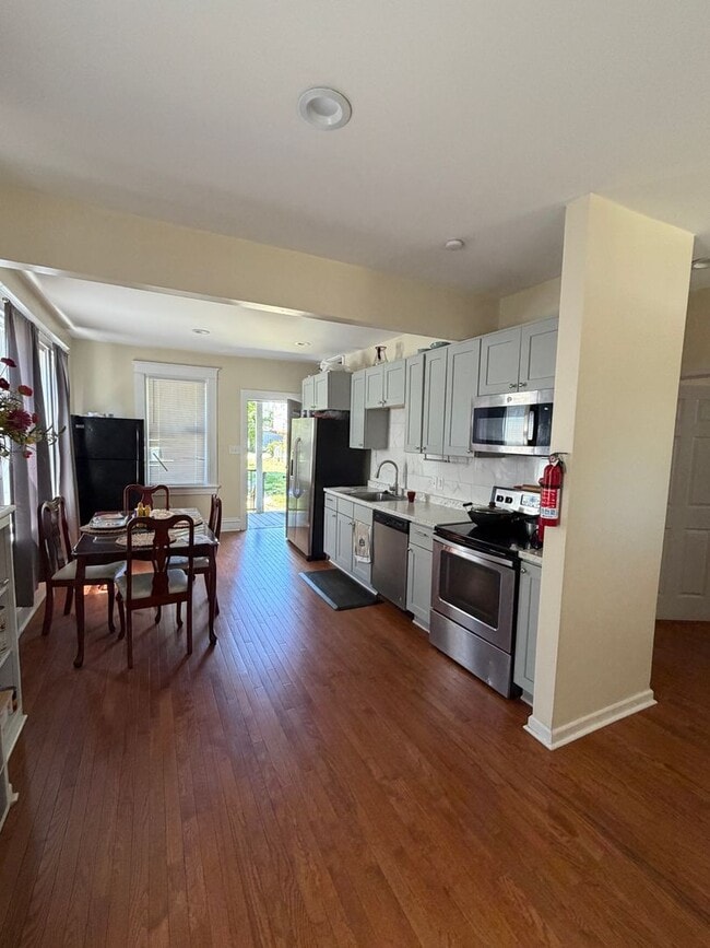 Photo - 3 / 4 Bedroom Home
