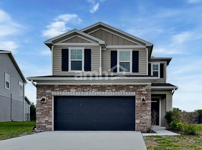 Building Photo - 1045 Island Pond Dr