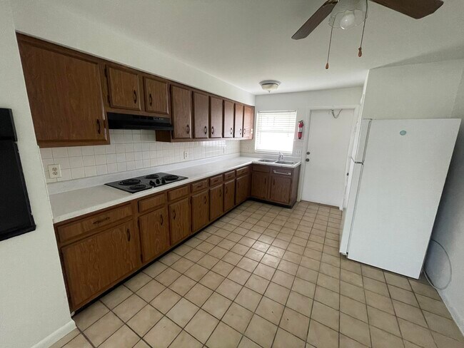 Photo - 127 Lucas Rd