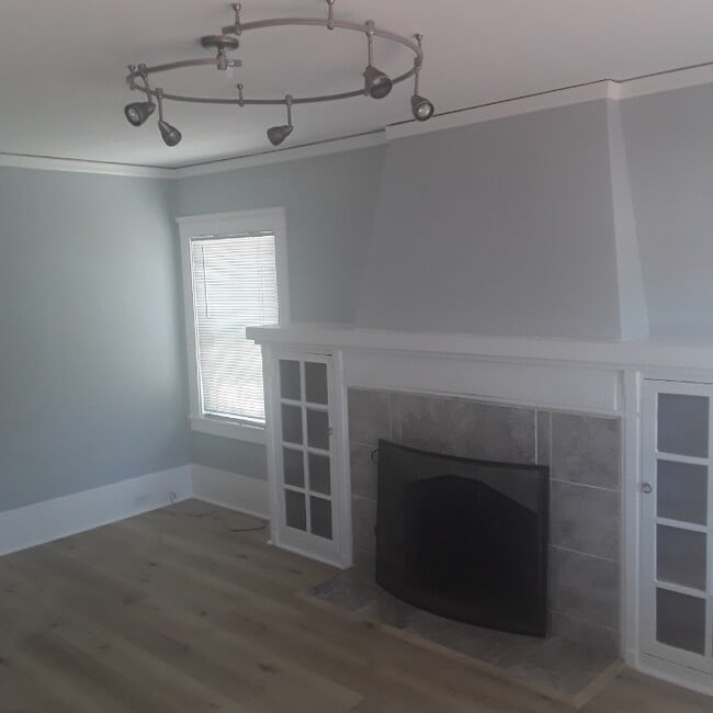 Photo - 5345 Trask St