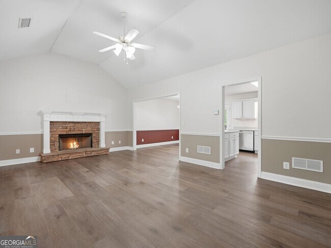 Photo - 166 Cove Hill