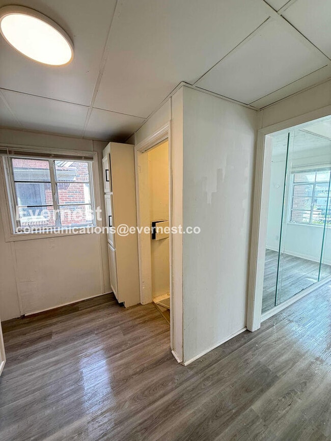 Photo - 20527 Rosemont Ave
