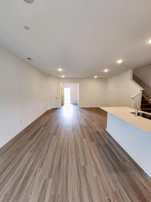 Photo - 7120 Mapleside Ln