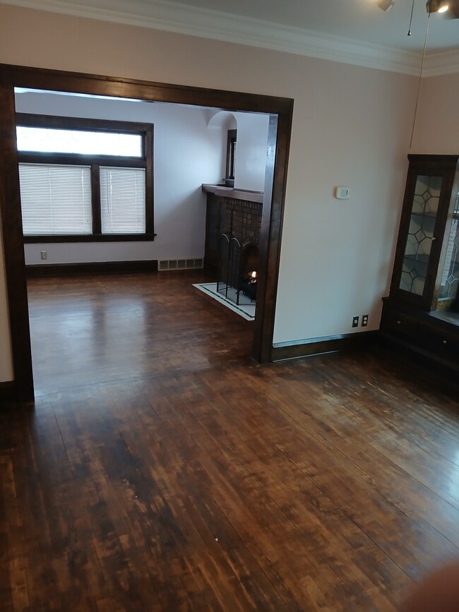 Photo - 5218 Ira Ave Unit 2 Bedroom upper Duplex